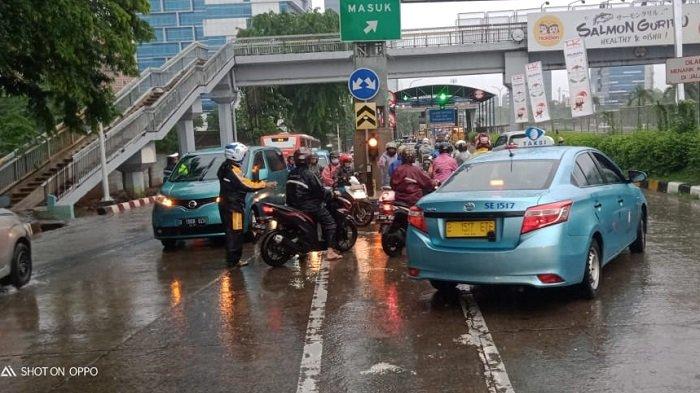Kemacetan TB Simatupang Jadi Lagu Lama, Solusi Tak Kunjung Datang